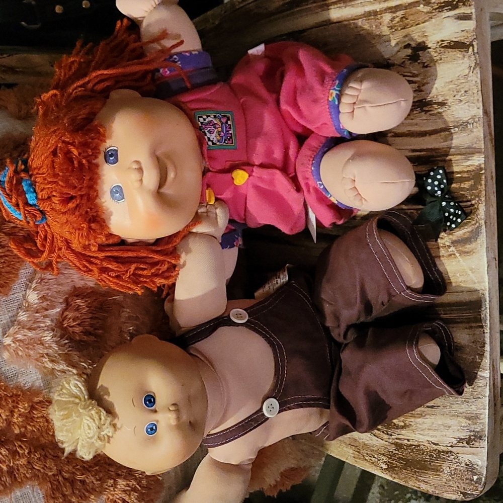 2 Rare Vintage Cabbage Patch Dolls.